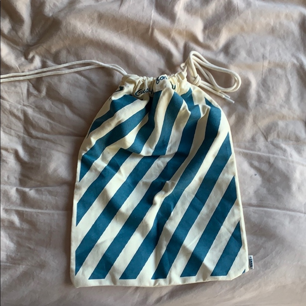 Vans Drawstring Bag - Picture 4 of 4